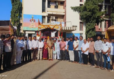 लोणंद – पंढरपूर ते घुमाण रथ व सायकल यात्रेचे लोणंदनगरीत उत्साहात स्वागत लोणंद – पंढरपूर ते घुमाण रथ व सायकल यात्रेचे लोणंदनगरीत उत्साहात स्वागत