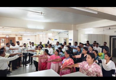 संविधान दिवसानिमित्त नवनियुक्त गटविकास अधिकाऱ्यांचा सत्कार